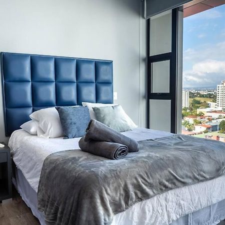 Rooftop Jacuzzi And City View San Jose  Exterior photo