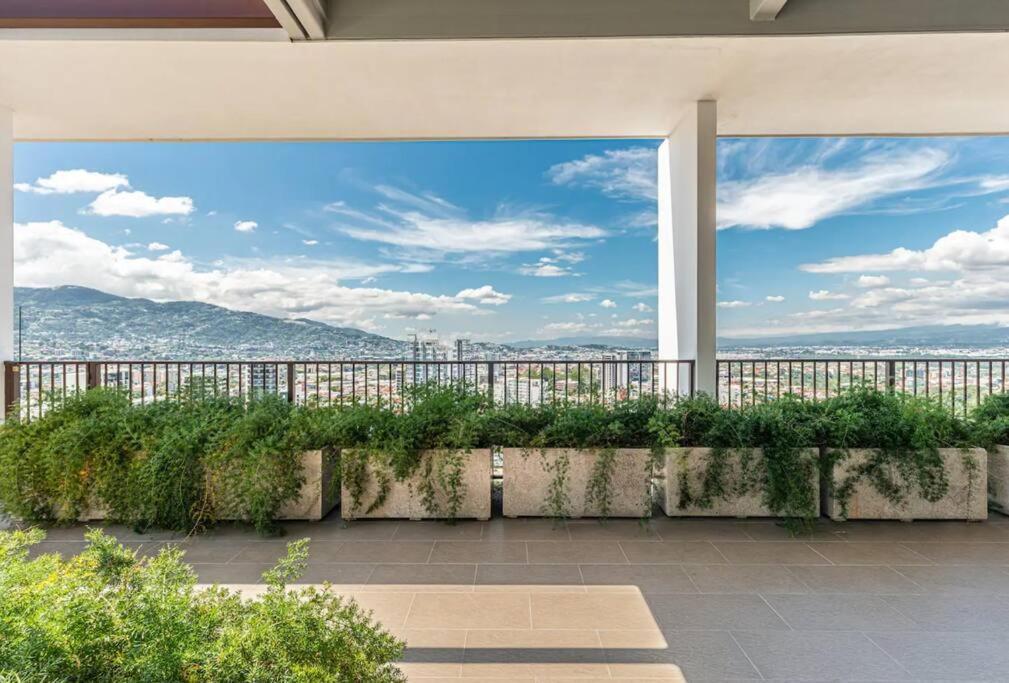 Rooftop Jacuzzi And City View San Jose  Exterior photo